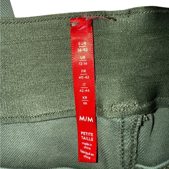 SPANX Twill Ankle Cargo Pants - Picture 4 of 8